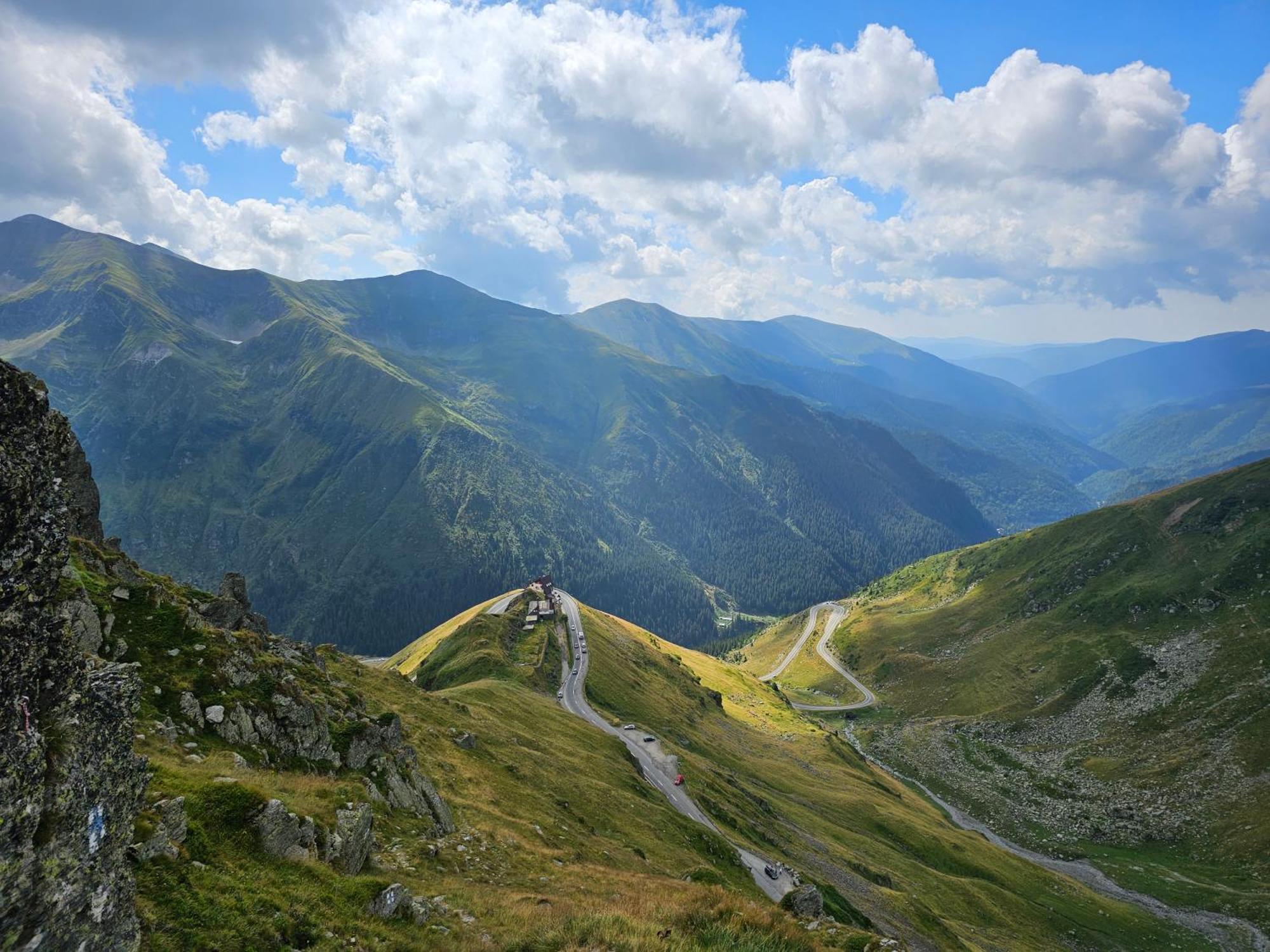 CîrţişoaraCasa Oaspeti Transfagarasanアパートメント エクステリア 写真